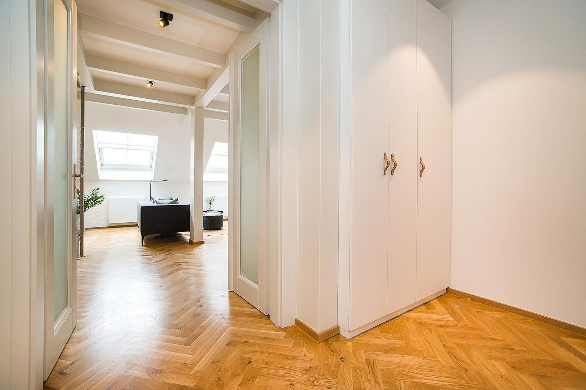 Large And Modern In The Heart Of Lejlighed